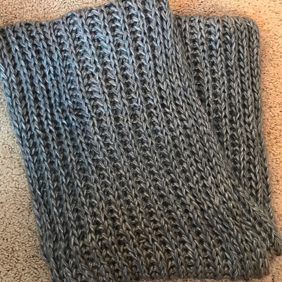 Infinity scarf - Picture 2 of 3